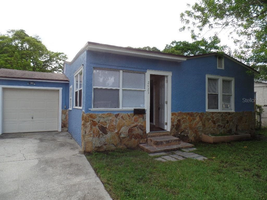 2425 DR MARTIN LUTHER KING JR STREET S ST PETERSBURG, FL 33705