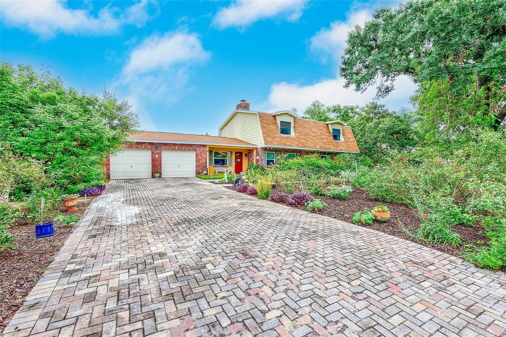 1716 WOODHAVEN DRIVE BRANDON, FL 33510