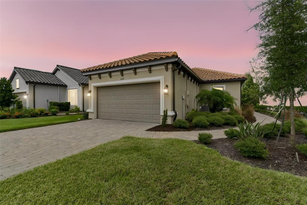 4618 ROSATTI ROAD WESLEY CHAPEL, FL 33543