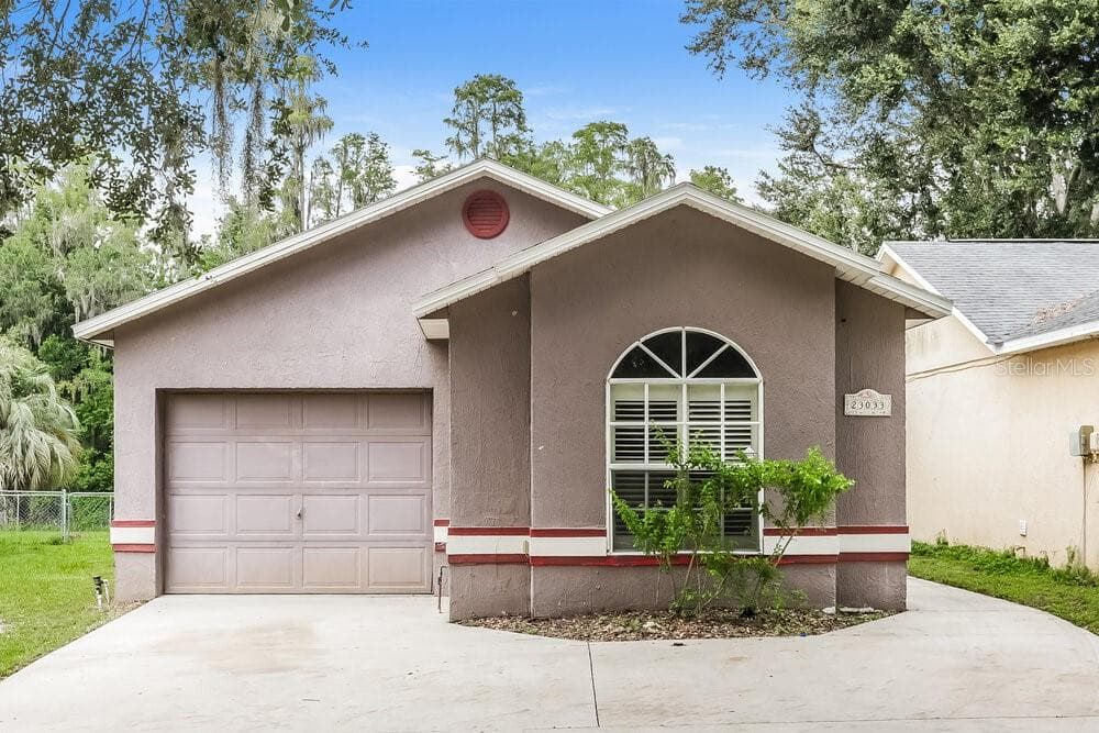 23033 CLEARWATER PLACE LAND O LAKES, FL 34639