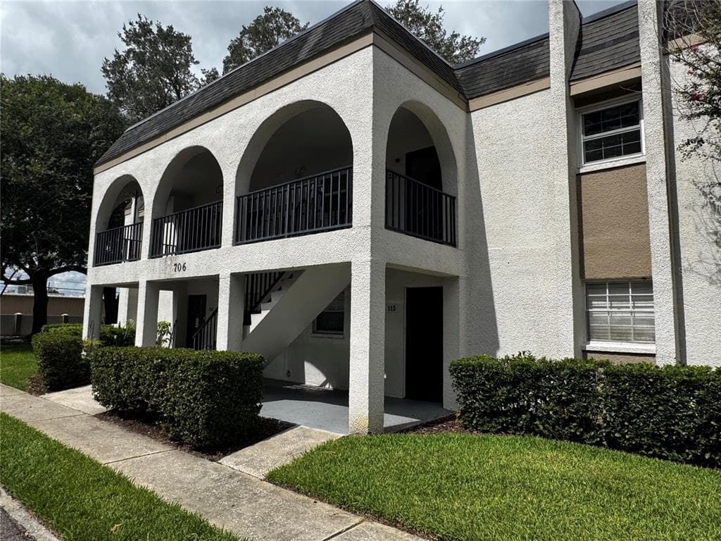 706 OAKGROVE DRIVE UNIT 114 BRANDON, FL 33510