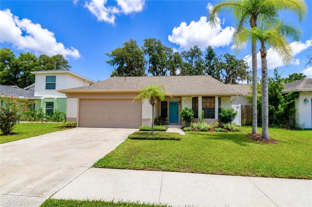 2512 WRENCREST CIRCLE VALRICO, FL 33596