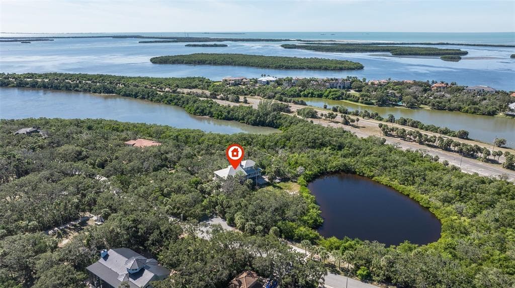 2000 BAYVIEW DRIVE