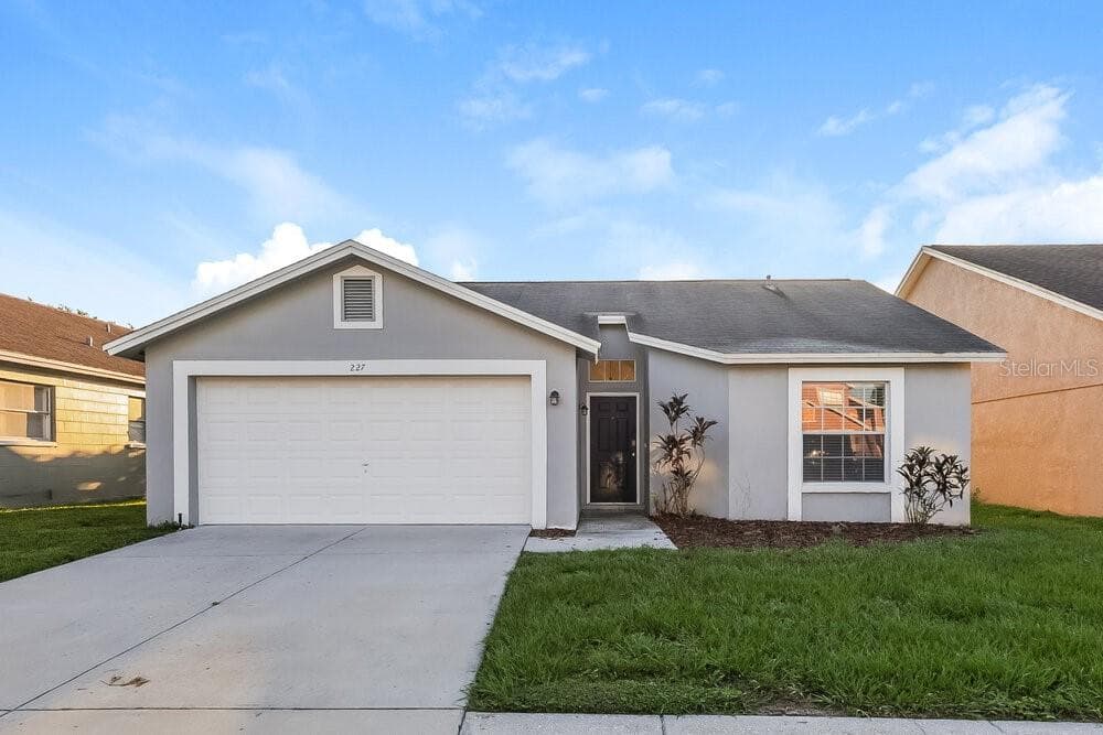 227 BELFORT PLACE VALRICO, FL 33594