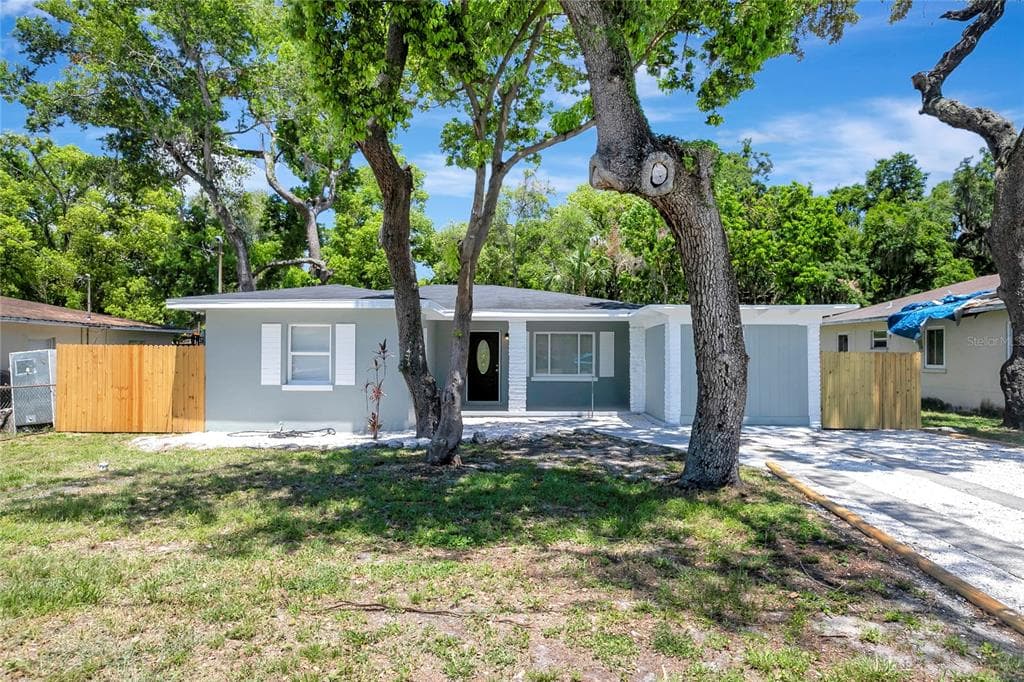 6105 N 23RD STREET TAMPA, FL 33610