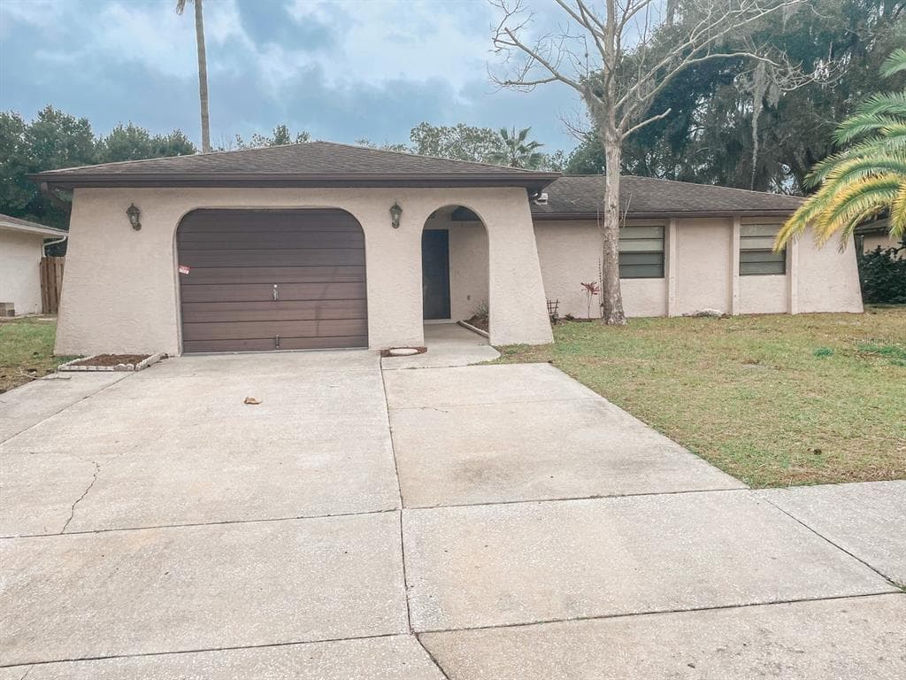12834 LAKE TREE LANE HUDSON, FL 34669