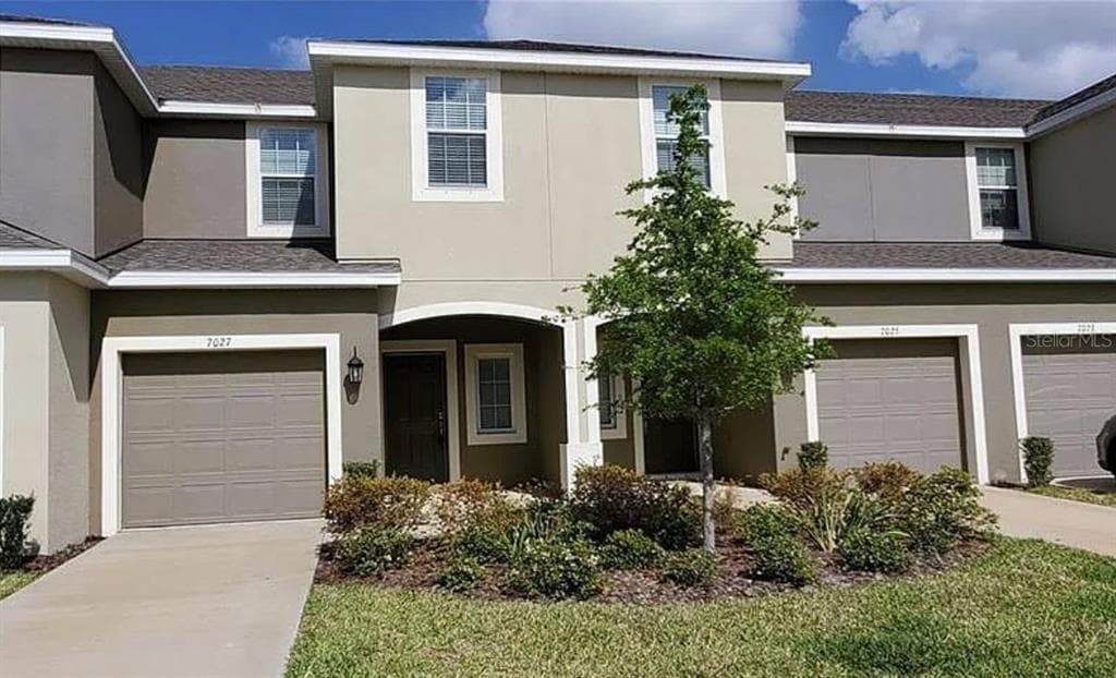 7027 TOWNE LAKE ROAD RIVERVIEW, FL 33578
