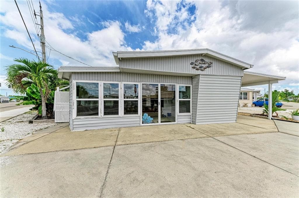 6626 TEXAS STREET BRADENTON, FL 34207