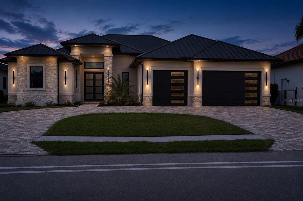 2806 GLEASON PARKWAY CAPE CORAL, FL 33914