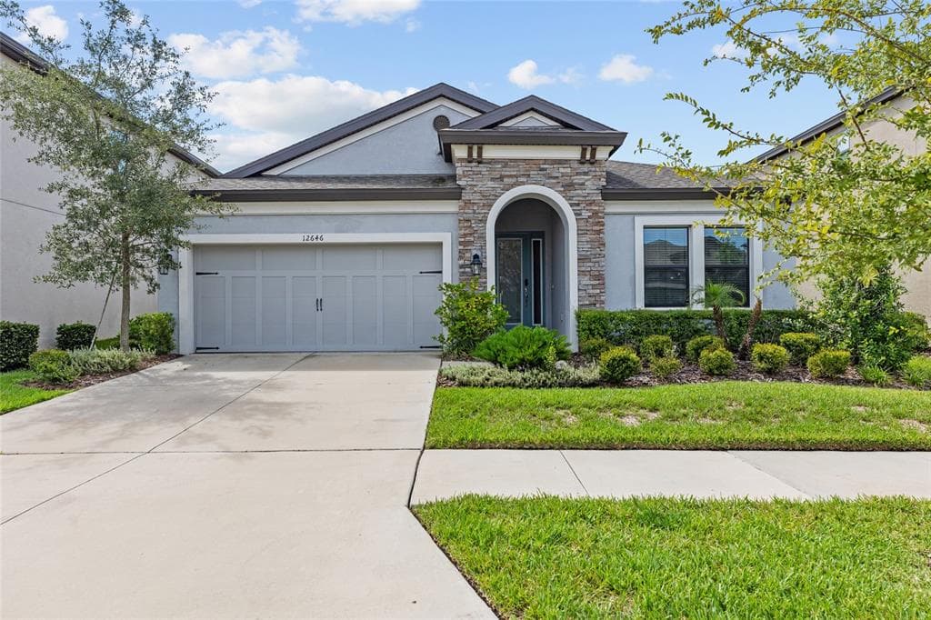 12646 SHETLAND WALK DRIVE LITHIA, FL 33547