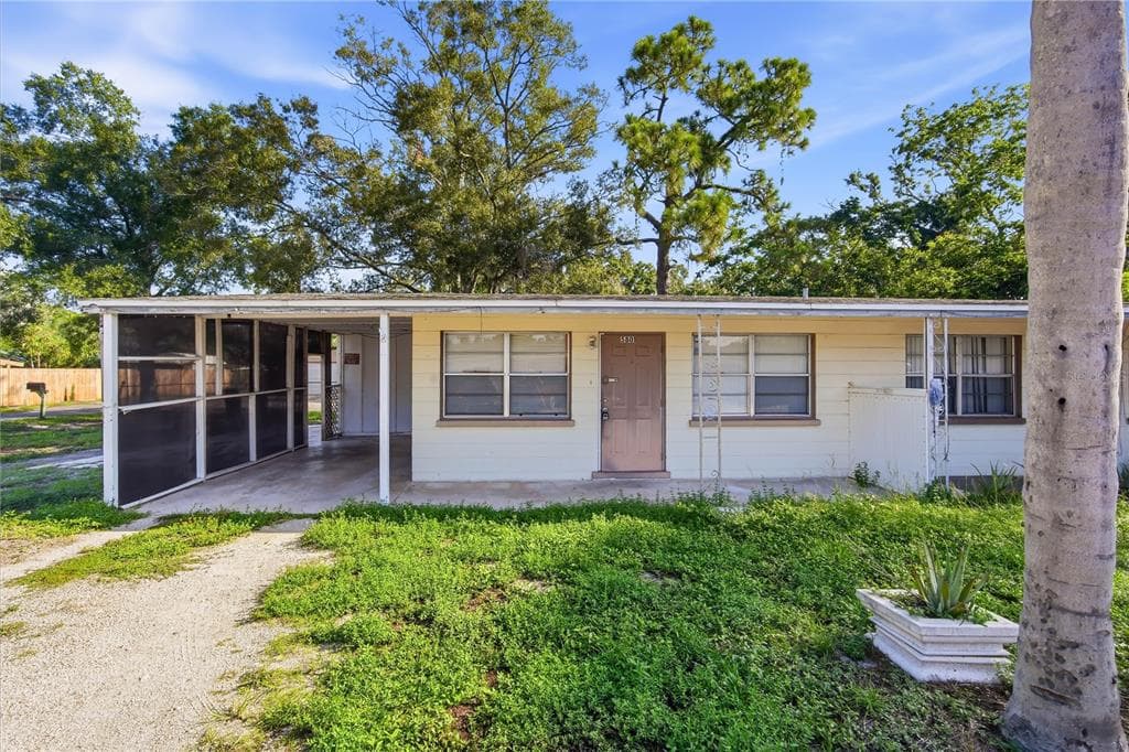 5801 11TH STREET COURT E BRADENTON, FL 34203