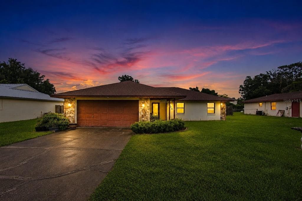 5055 CAMBRY LANE LAKELAND, FL 33805