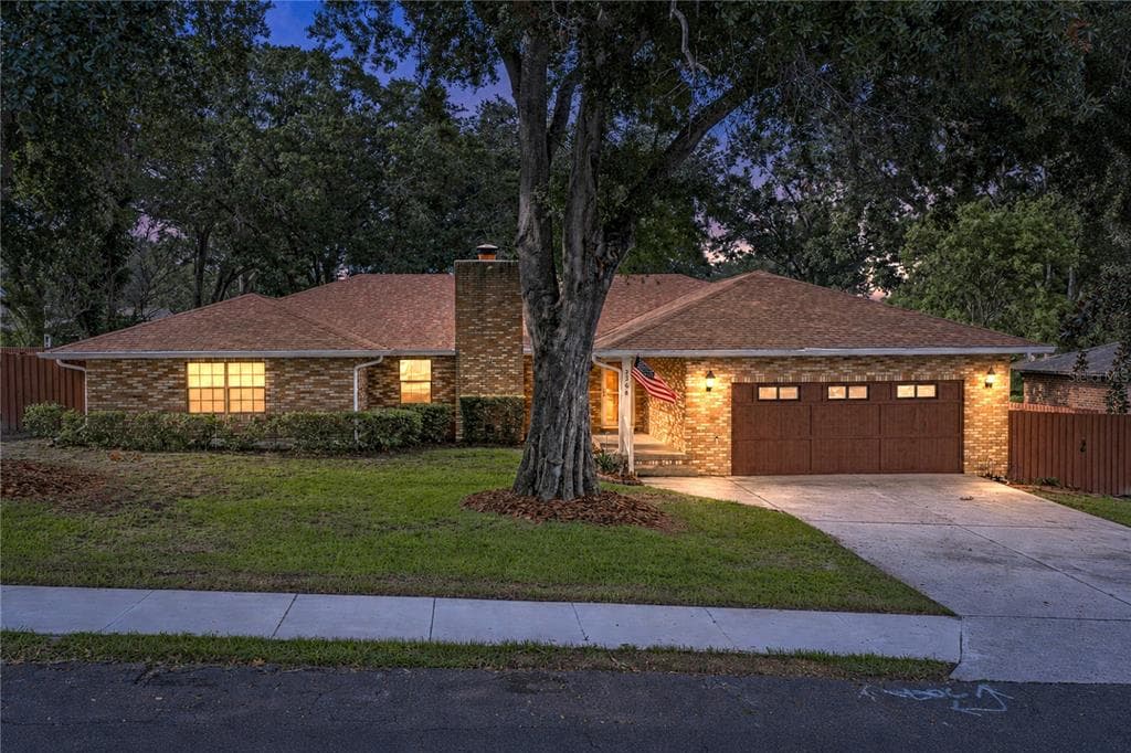 236 PINELLAS STREET LAKELAND, FL 33803