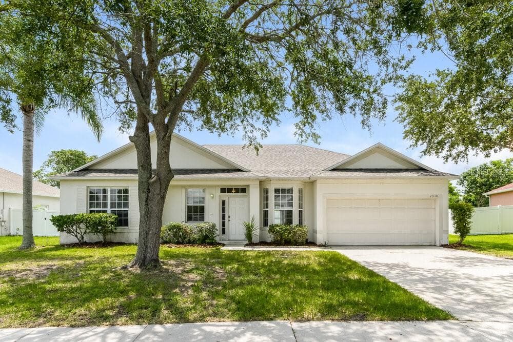 2510 SHERBROOK LANE KISSIMMEE, FL 34743