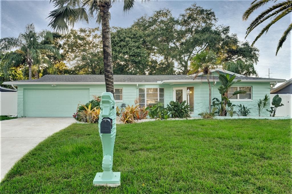 1968 SOUVENIR DRIVE CLEARWATER, FL 33755