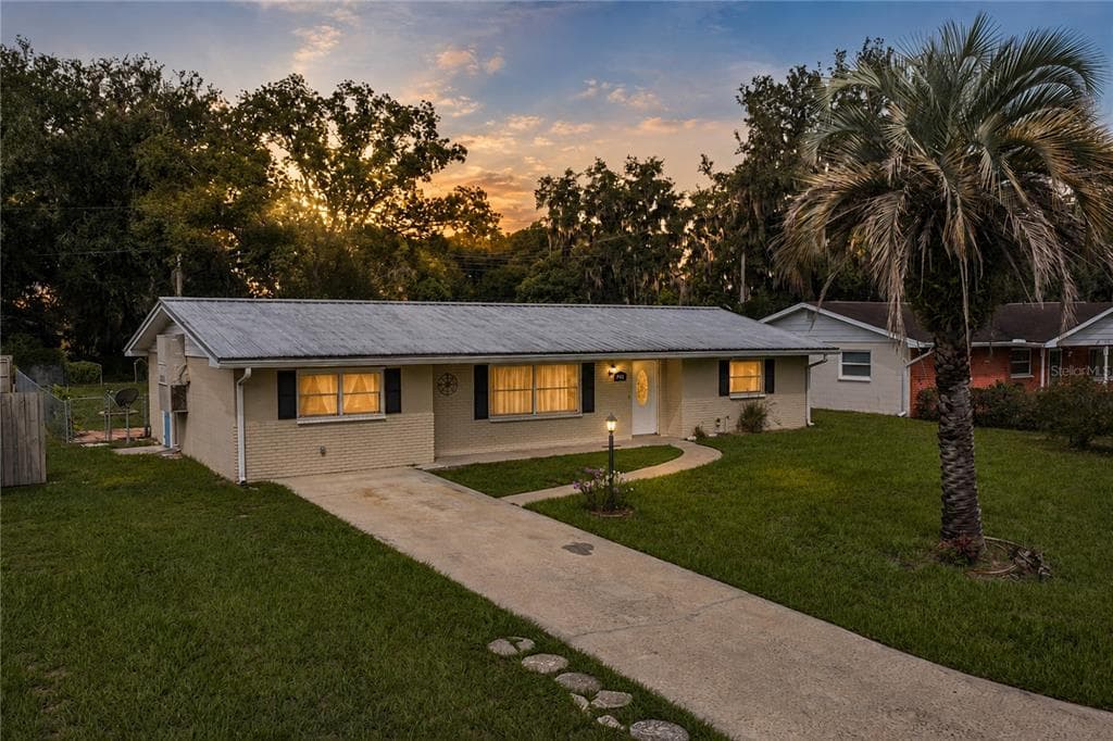 5745 13TH STREET ZEPHYRHILLS, FL 33542
