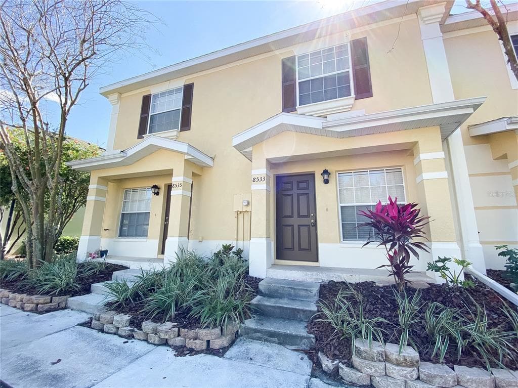 8533 TRAIL WIND DRIVE TAMPA, FL 33647