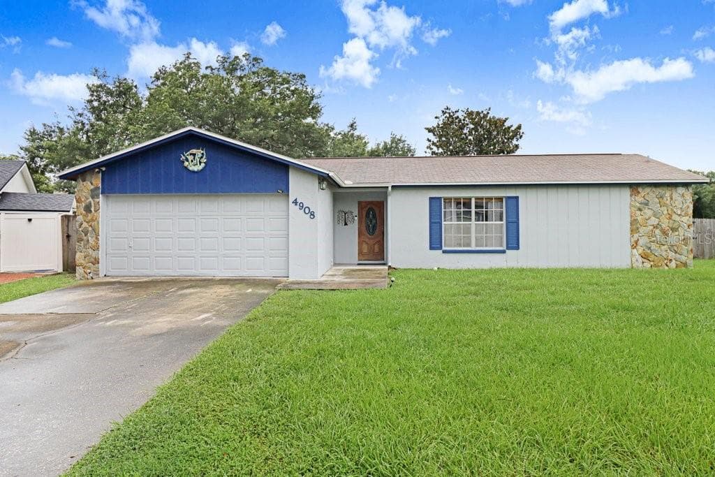 4908 CROCKETT COURT