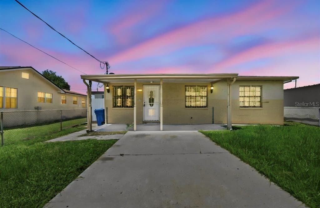 7516 N CORTEZ STREET TAMPA, FL 33614