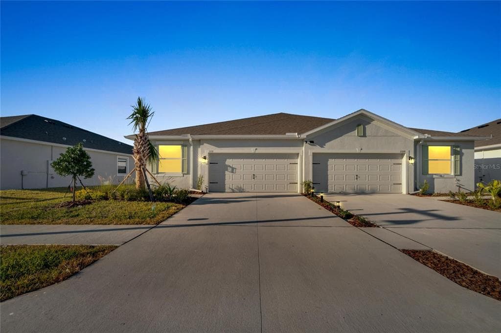 3329 SHADY SUNRISE LOOP PLANT CITY, FL 33565