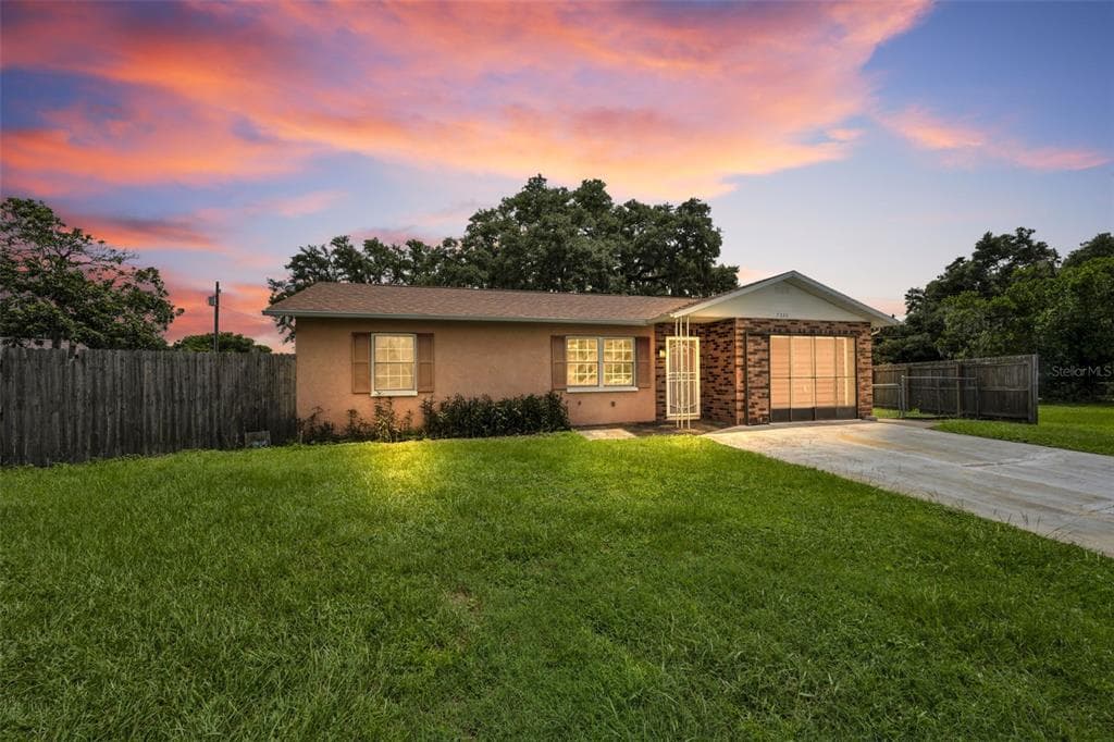 7326 LEHIGH COURT ZEPHYRHILLS, FL 33540