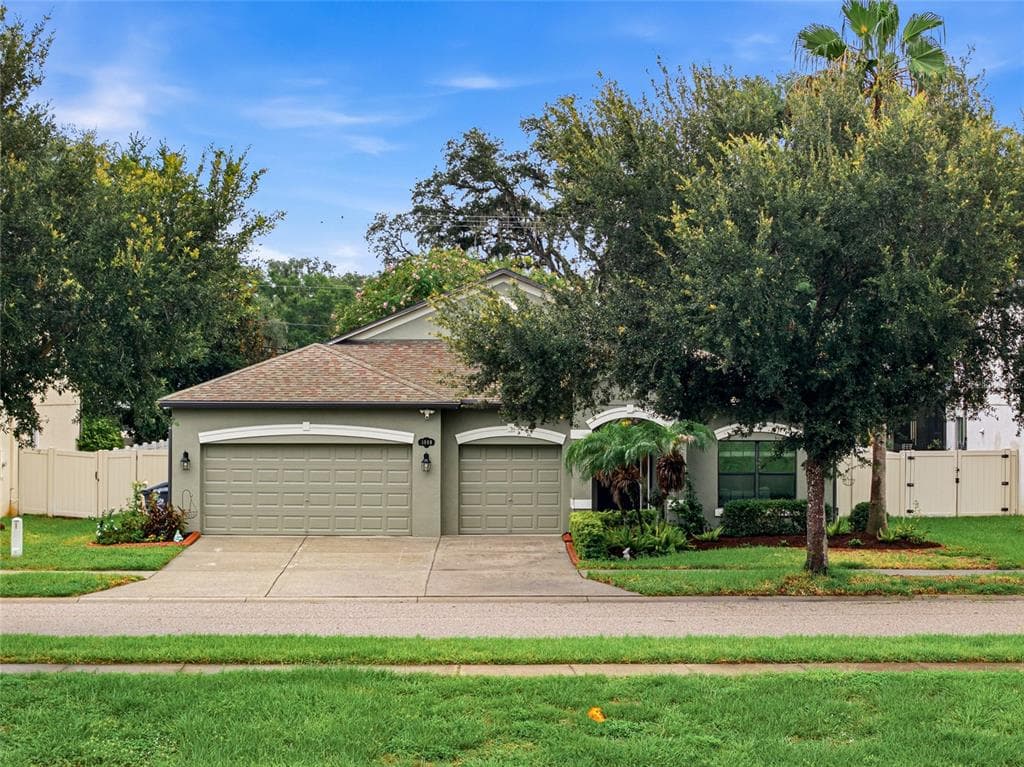 1008 OAKCREST DRIVE BRANDON, FL 33510