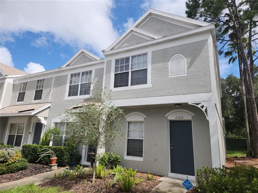 2302 LAKE WOODBERRY CIRCLE BRANDON, FL 33510