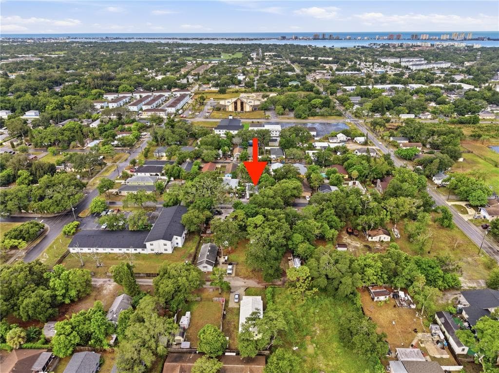 1734 CRAWFORD AVENUE CLEARWATER, FL 33756