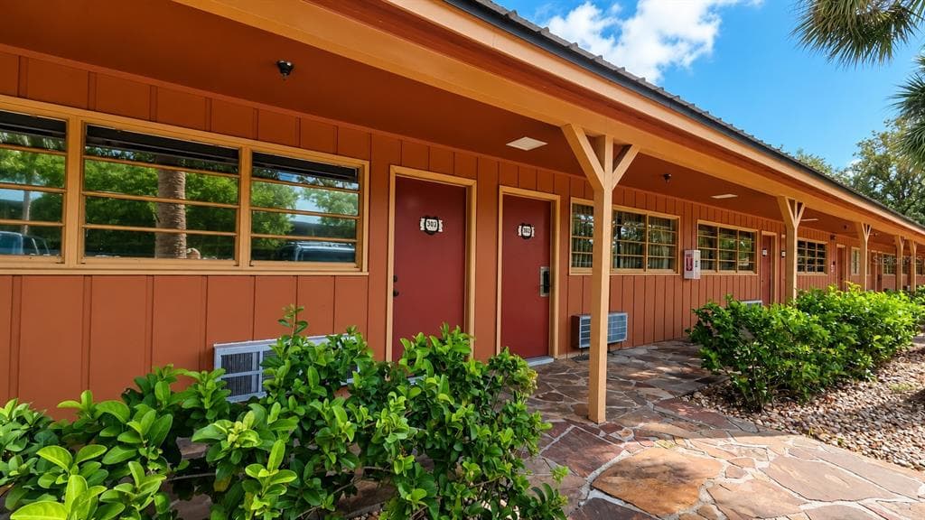 3200 RIVER RANCH BOULEVARD UNIT 303 LAKE WALES, FL 33867