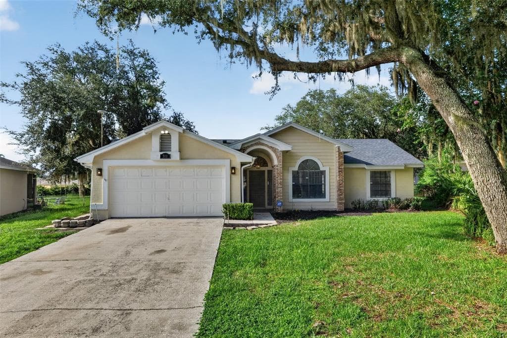 511 BASIL COURT POINCIANA, FL 34759