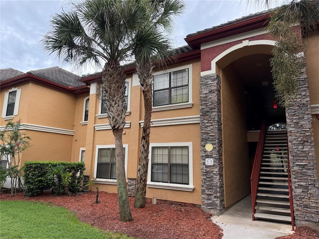 2188 CHIANTI PLACE UNIT 1012 PALM HARBOR, FL 34683