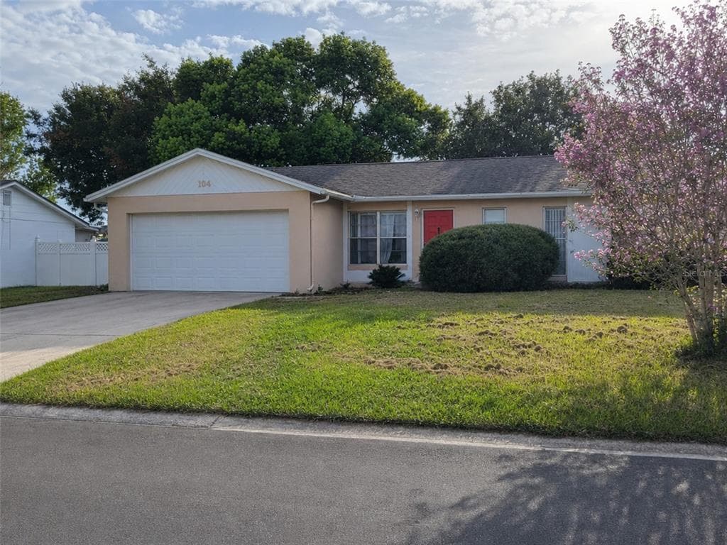 104 MORELIA LANE KISSIMMEE, FL 34743