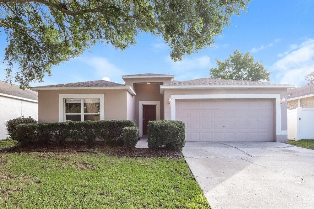 25213 HYDE PARK BOULEVARD LAND O LAKES, FL 34639