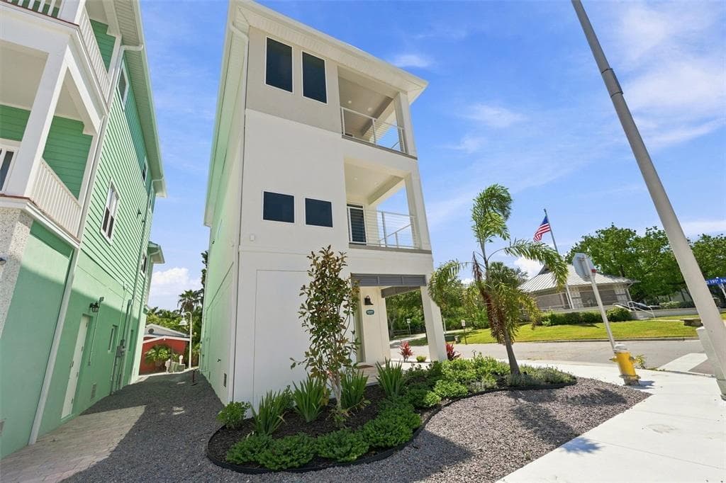 19101 GULF BOULEVARD INDIAN ROCKS BEACH, FL 33785
