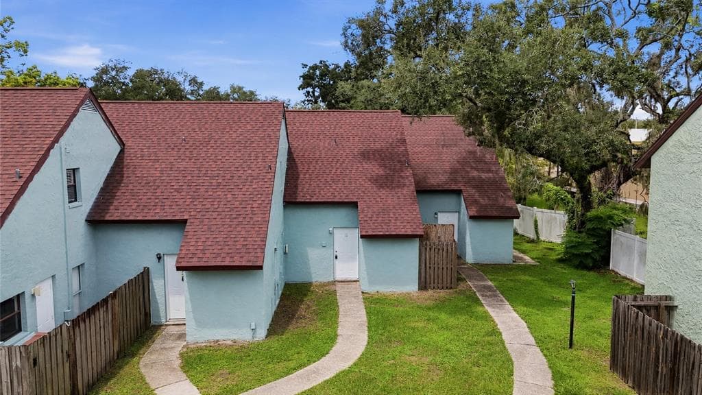12414 TOUCHTON DRIVE UNIT 100 TAMPA, FL 33617