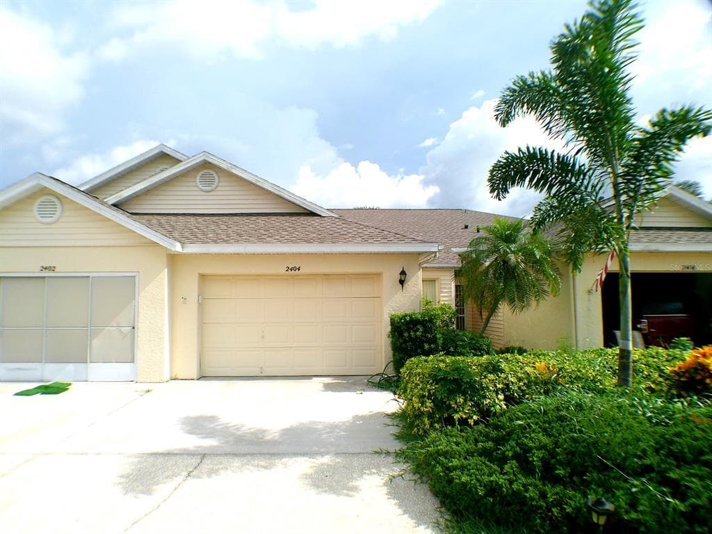 2404 NANTUCKET FIELD WAY SUN CITY CENTER, FL 33573
