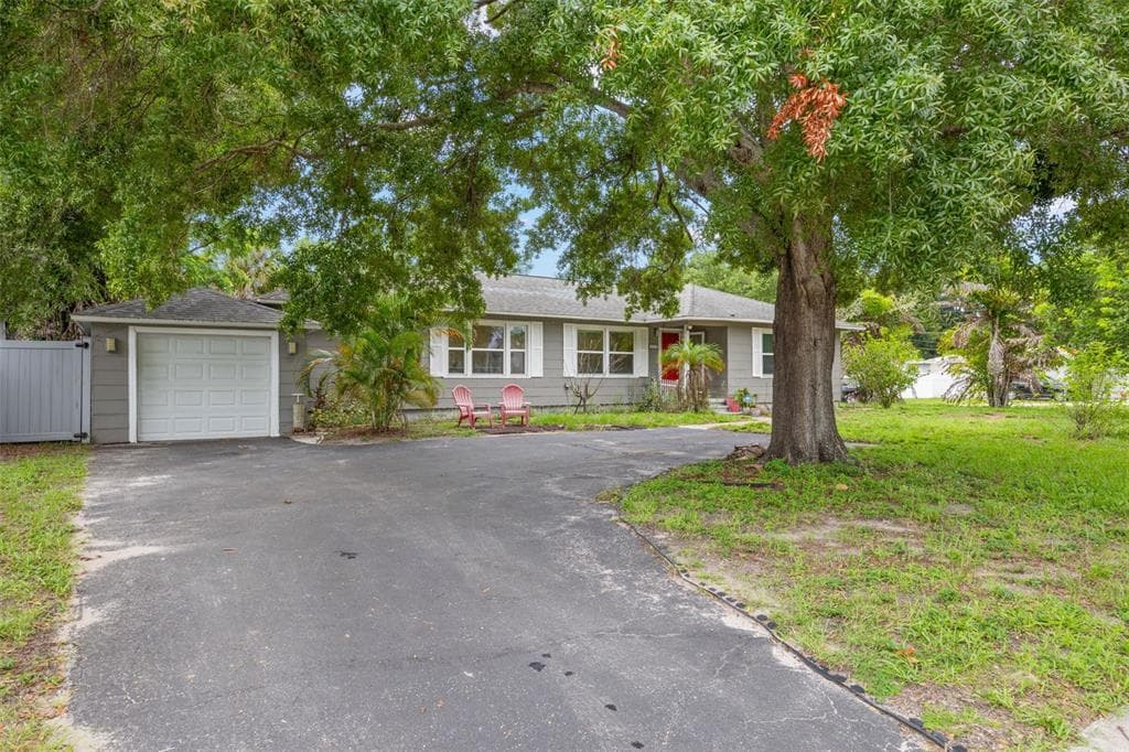 3822 W EUCLID AVENUE TAMPA, FL 33629