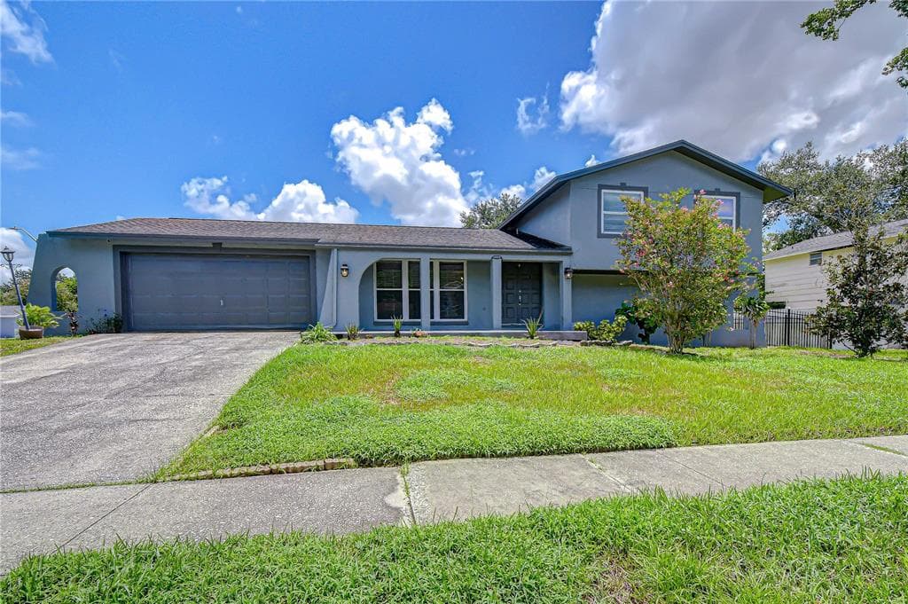 4723 SOUTHBREEZE DRIVE TAMPA, FL 33624