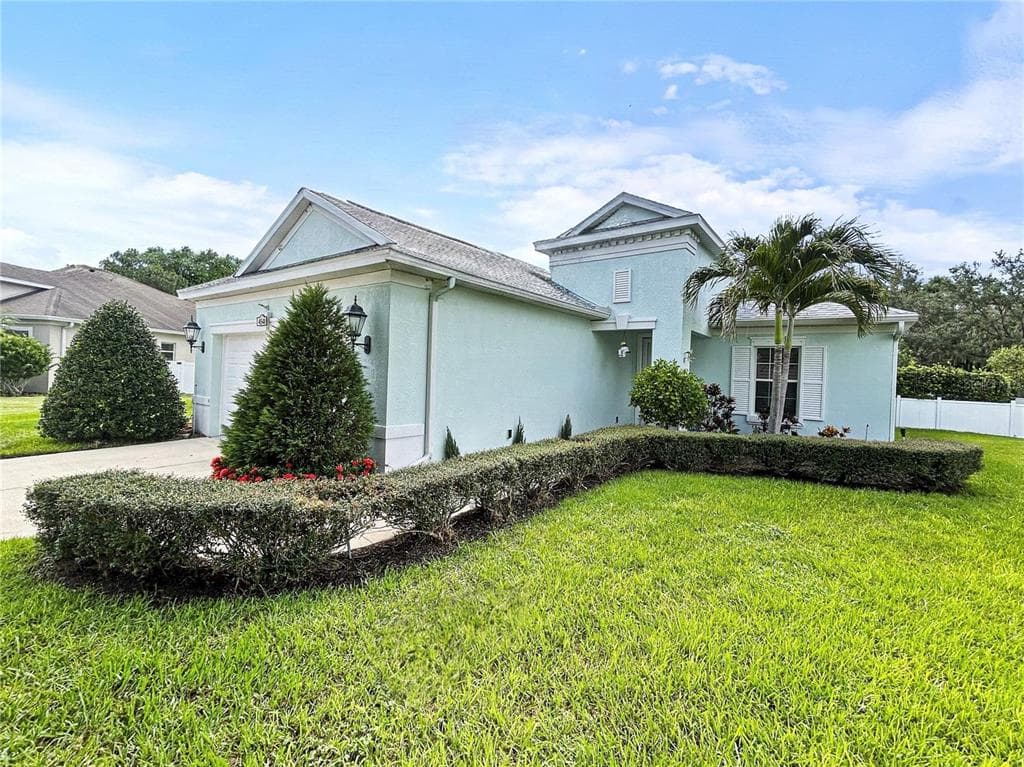 4548 29TH AVENUE CIRCLE E PALMETTO, FL 34221