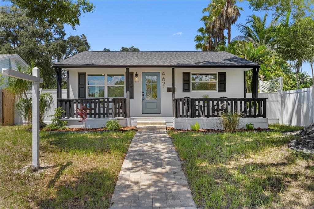 4621 4TH AVENUE N ST PETERSBURG, FL 33713