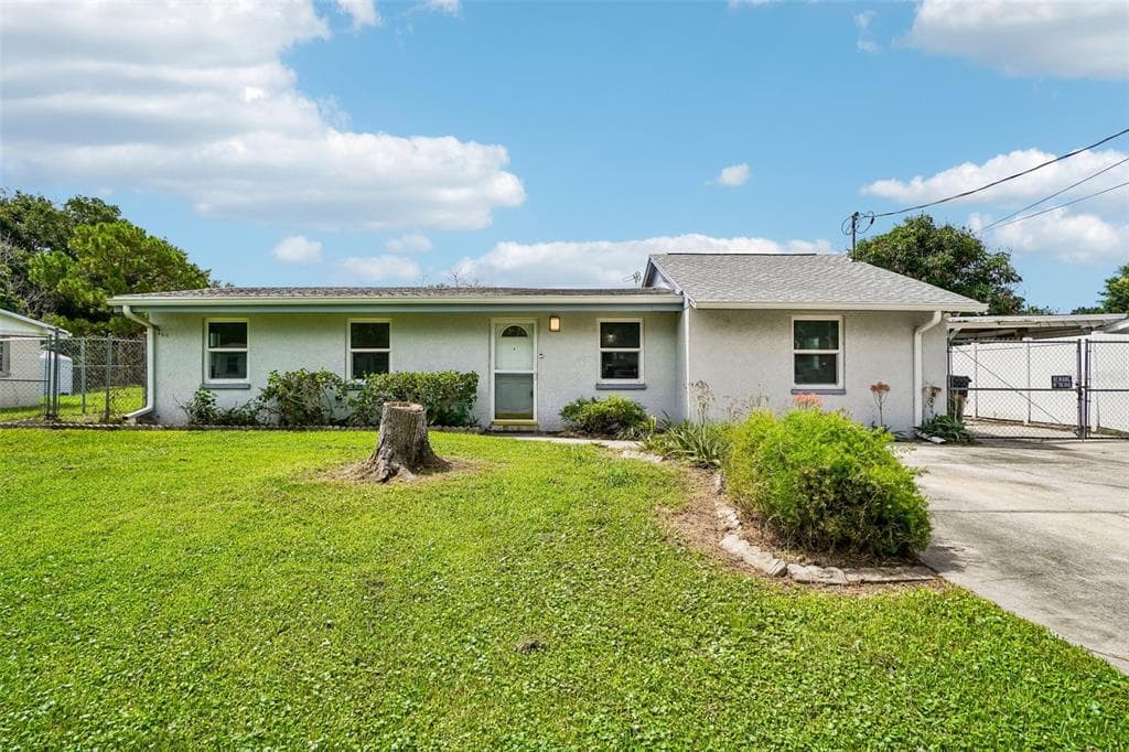 9216 W ROBSON STREET TAMPA, FL 33615