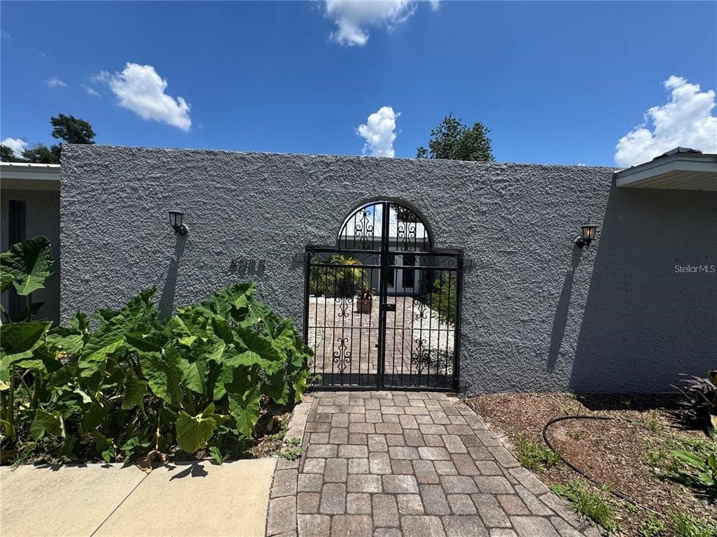 4925 N US HIGHWAY 441 OCALA, FL 34475
