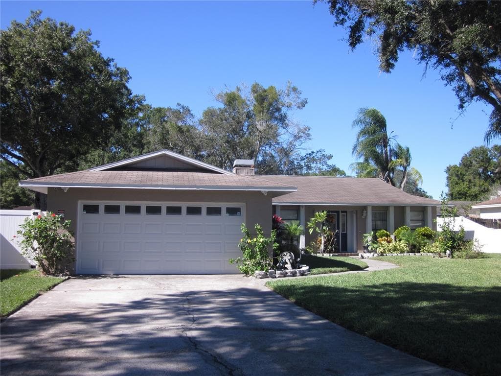 4902 COUNTRY AIRE LANE TAMPA, FL 33624