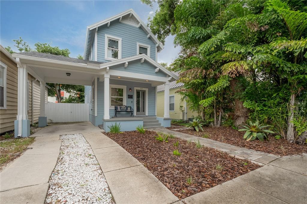 412 E AMELIA AVENUE