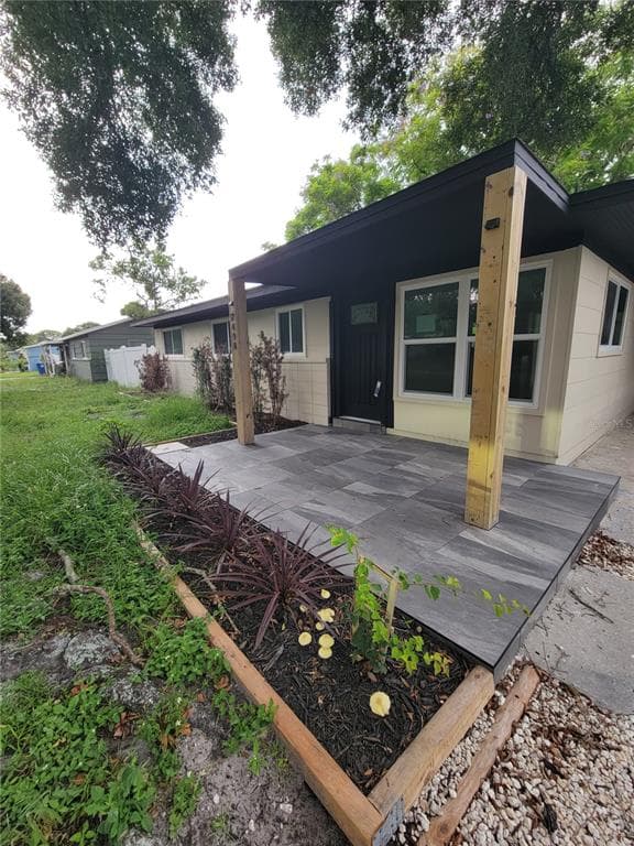 7498 N ORPINE DRIVE