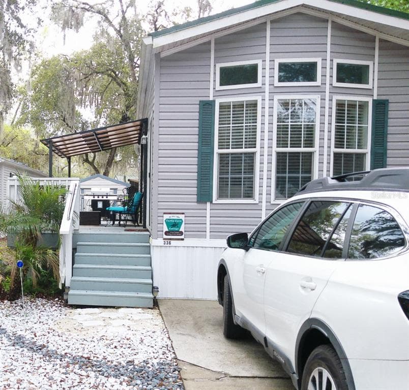 25312 140TH PLACE NE FORT MC COY, FL 32134