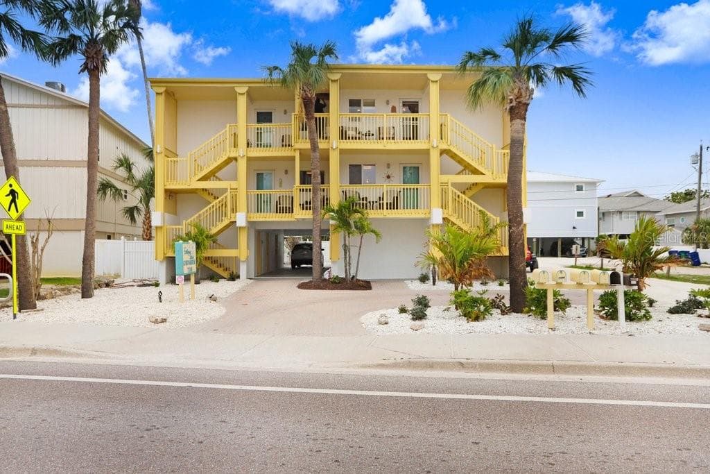 708 GULF BOULEVARD UNIT A INDIAN ROCKS BEACH, FL 33785