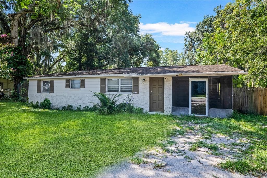 404 W LUTZ LAKE FERN ROAD LUTZ, FL 33548