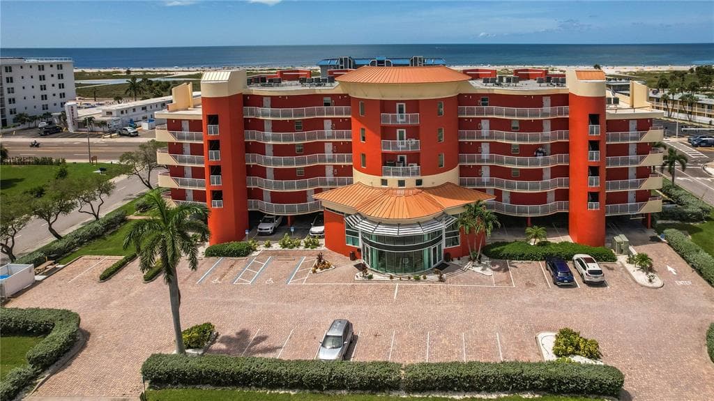 11605 GULF BOULEVARD UNIT 503 TREASURE ISLAND, FL 33706