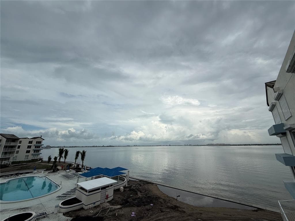 5155 ISLA KEY BOULEVARD S UNIT 307 ST PETERSBURG, FL 33715